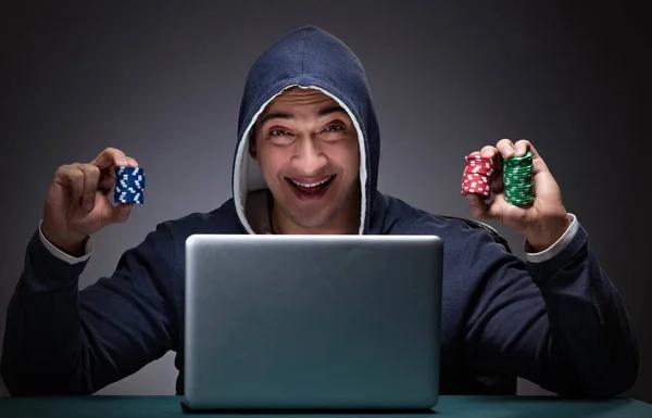 Winning Tips for QQSlot Gambling Players